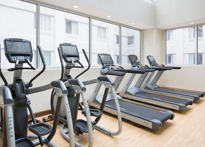 Hotel Ac Downtown 4*