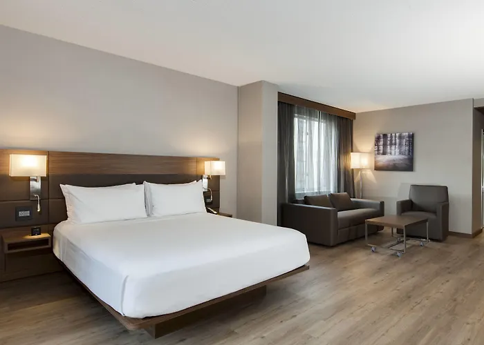 Hotel Ac Downtown Chicago