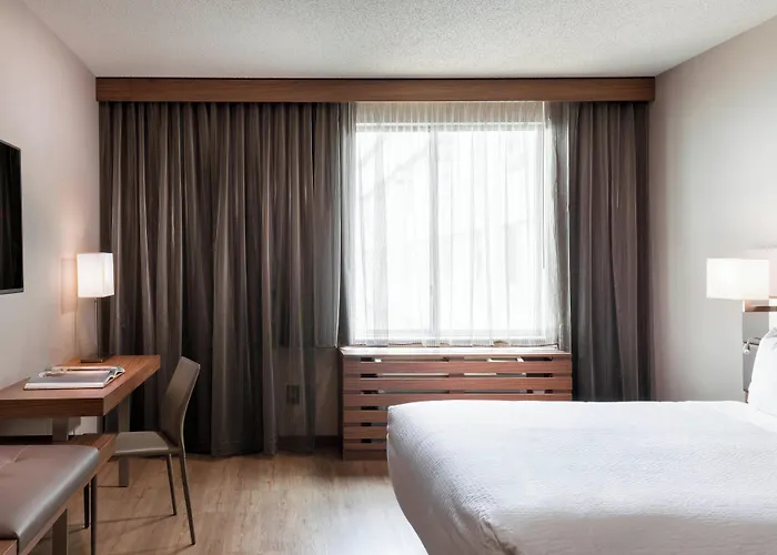 Hotel Ac Downtown