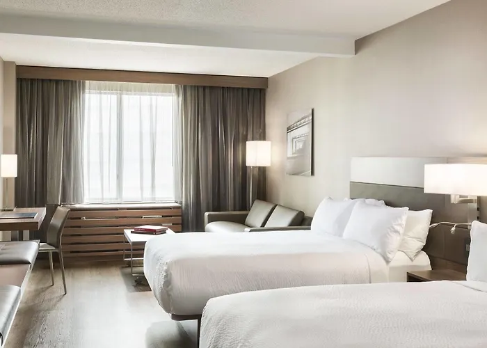 Ac Downtown 4*